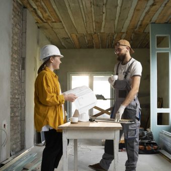 tiler-working-renovation-apartment-2_optimized tiler-working-renovation-apartment-2_optimized